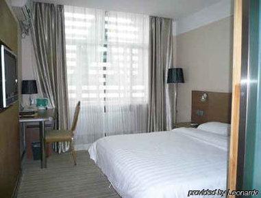 Super 8 By Wyndham Urumqi Mei Hao ภายนอก รูปภาพ